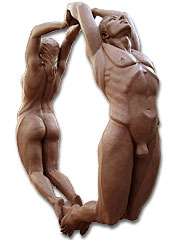 Encircled couple, Sculpture in Barcelona