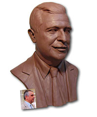 Busto del presidente de Semillas Fito