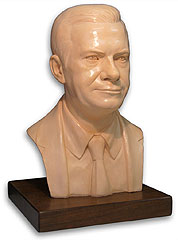 Busto de Celestino Corbacho, ex-Ministro de Trabajo